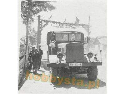 Einheits-Diesel Pritschenwagen (2,5t 6x6 LKW) - image 8