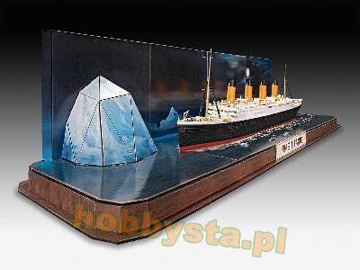 RMS Titanic + 3D Puzzle (Iceberg) - image 1