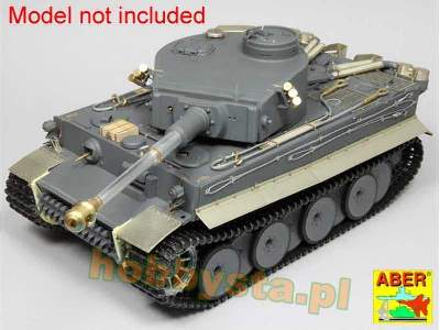 Tiger I, E Tunisia 501 abt.- Turret storage bin - image 17