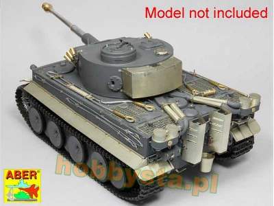 Tiger I, E Tunisia 501 abt.- Turret storage bin - image 18