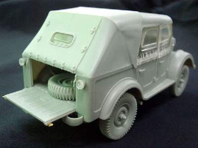 Soviet GAZ 69A 4x4 Personnel Truck - image 3