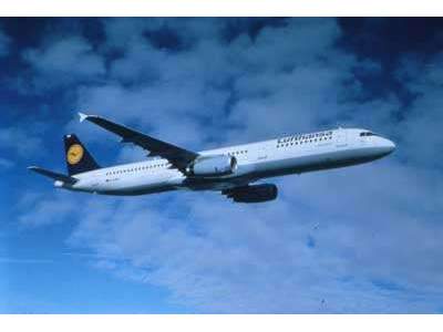 Airbus A 321 Lufthansa - image 1