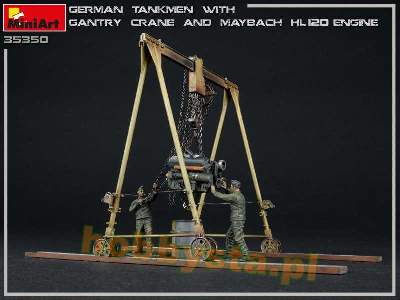 German Tankmen With Gantry Crane &#038; Maybach Hl 120 Engine - image 13
