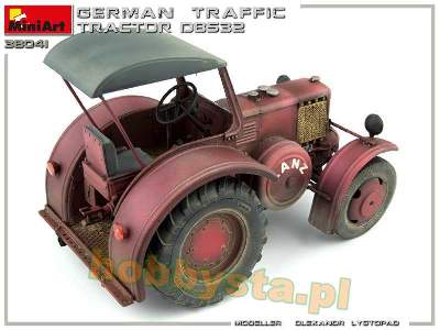 German Traffic Tractor D8532 - image 12