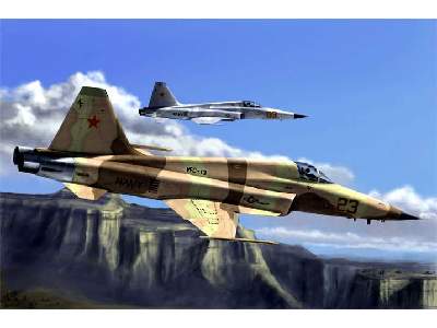 F-5E Tiger II Fighter - image 1