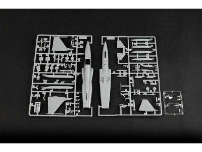 F-5E Tiger II Fighter - image 5