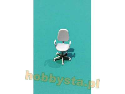 Office Chair - image 5