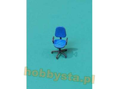 Office Chair - image 7