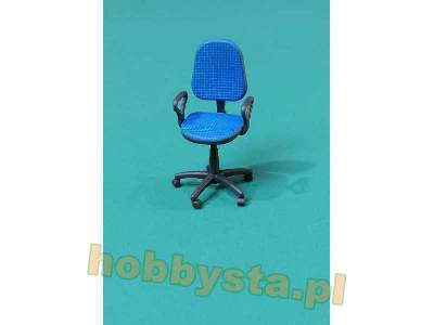 Office Chair - image 10