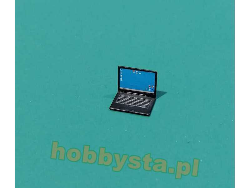 Laptop - image 1 Laptop - image 1