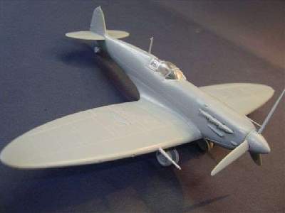Supermarine Spitfire Mk.Vb Early - image 3