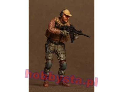 Mercenary With Ump45 - image 2