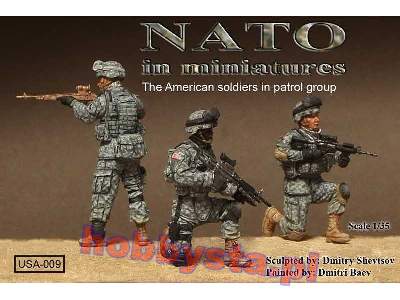 The American Soldiers In Patrol Group 3 Figures - image 1