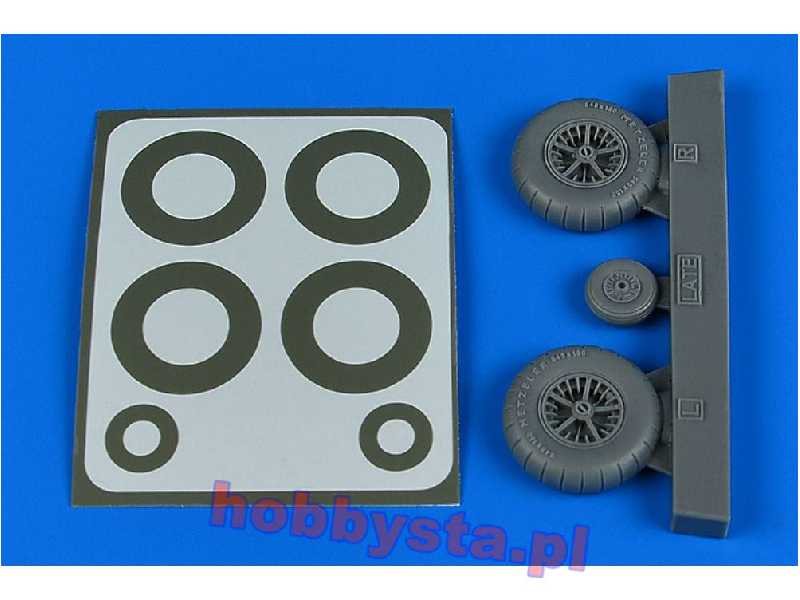 Bf 108 wheels & paint masks - late  - image 1