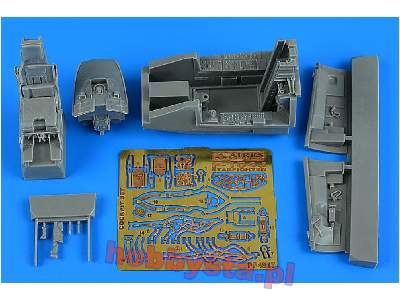 F-104J Starfighter cockpit set  - image 1