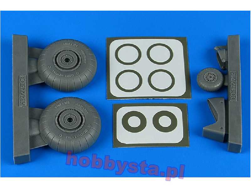 Do 17Z/Do 215 wheels & paint masks  - image 1