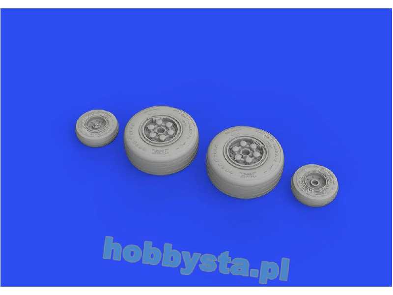 Tornado GR.4 wheels 1/32 - Italeri - image 1