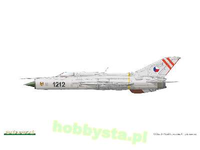 Silver arrows! Limited edition MiG-21PF and PFM - image 4