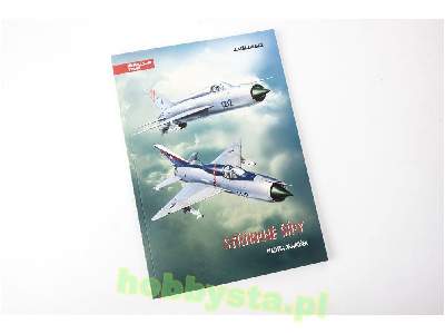 Silver arrows! Limited edition MiG-21PF and PFM - image 30