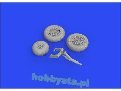 MiG-15 wheels 1/48 - Hobby 2000 - image 2