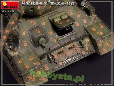 Syrian T-34/85 - image 15