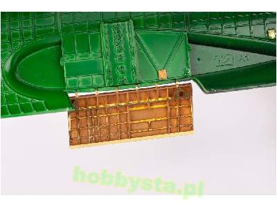 B-17F bomb bay 1/48 - Hk Models - image 3