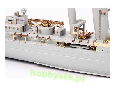 HMS York 1/350 - Trumpeter - image 10