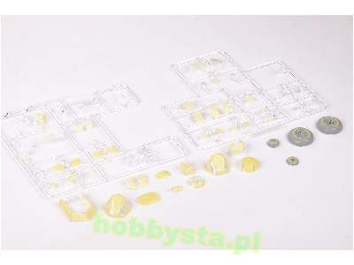 B-17F TFace 1/48 - Hk Models - image 2