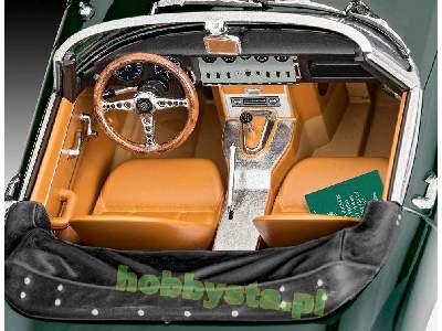 Jaguar E-Type Roadster - image 4