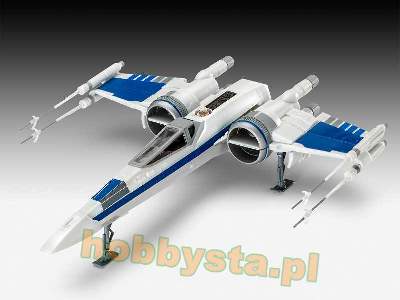 STAR WARS Resistance X-Wing Fighter Gift Set - image 1