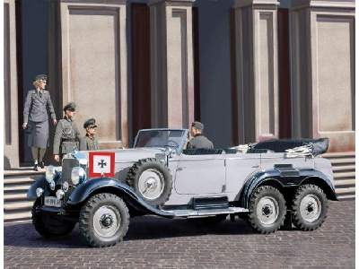 G4 (1939 production) - German Car with Passengers - image 1