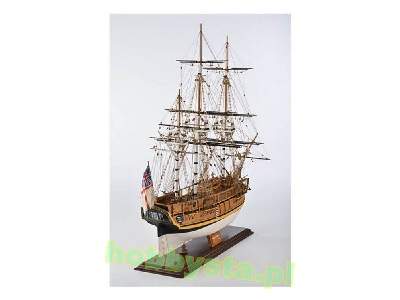 HMS Bounty - image 2