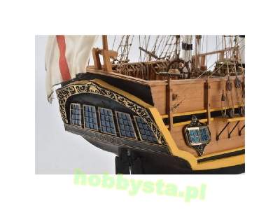 HMS Bounty - image 3