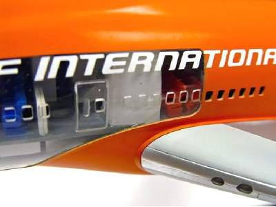 Braniff International 747-127 Flying Colors - image 18