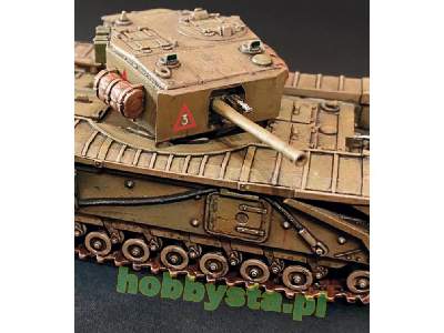 Churchill Mk. III - image 5