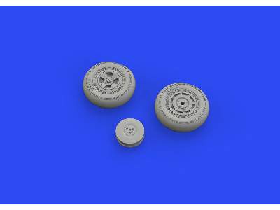 Tempest Mk. II wheels 1/48 - Eduard - image 2