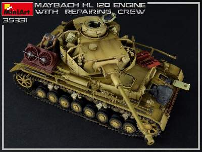 Maybach Hl 120 Engine For Panzer Iii/iv Family With Repair Crew - image 16