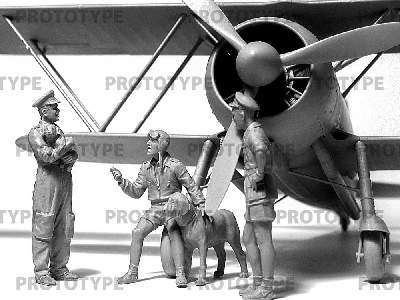 Cr. 42 Falco With Italian Pilots In Tropical Uniform - image 10
