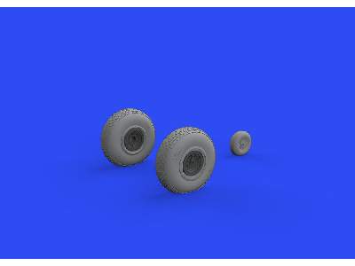 B-17 wheels block tread 1/48 - Hong Kong Models - image 1