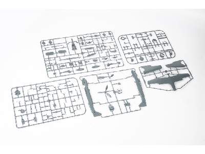 Fw 190D-9 1/48 - image 4