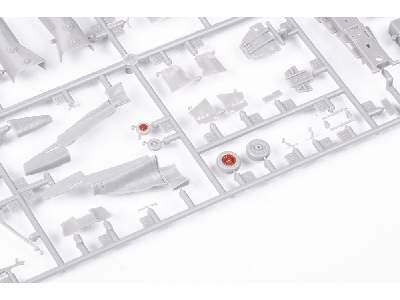 F-4E 1/72 - Fine Molds - image 5