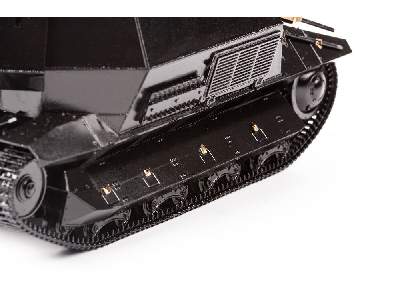 Marder I on FCM 36 base 1/35 - Icm - image 11