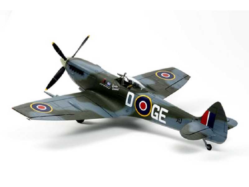 Supermarine Spitfire Mk.XVIe - image 1