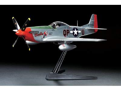 North American P-51D Mustang - image 4