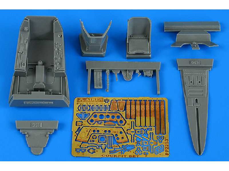 Fw 190A-8 cockpit set  - image 1