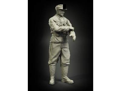 Waffen-SS Tank Officer Winter Clotches No.2 - image 3