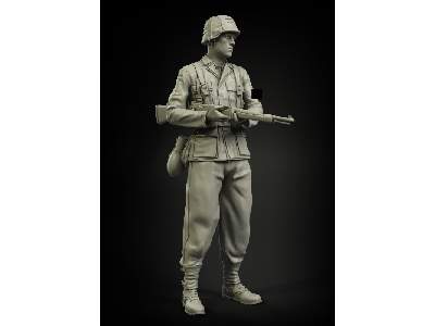 Waffen-SS Soldier Normandy 44 - image 2