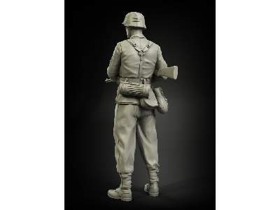 Waffen-SS Soldier Normandy 44 - image 4