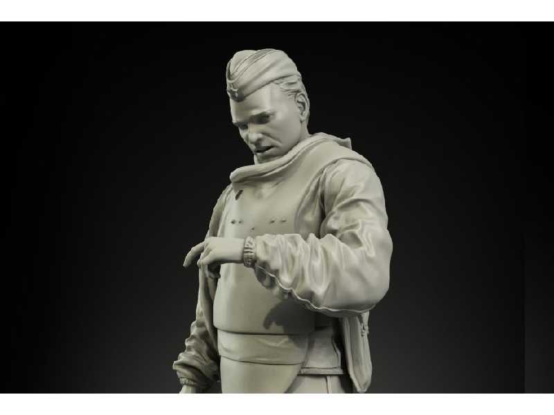 Soviet Assault Engineers Officer - image 1