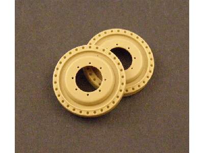 Spare Wheels For Cromwell Cruiser Tank - image 1